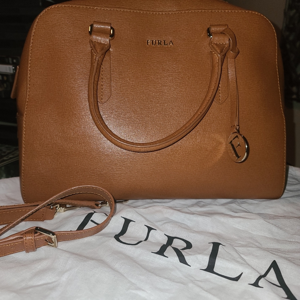Cognac Furla Leather Purse